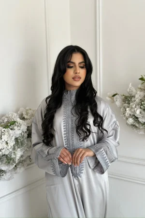 dalila abaya